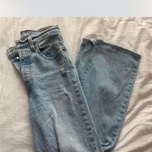 Levi’s Ribcage Straight Ankle Jeans